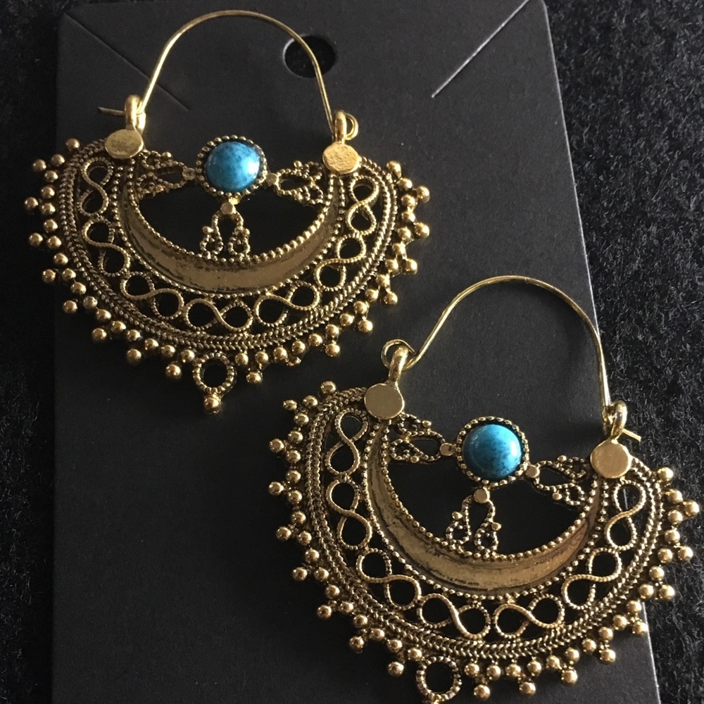 Antique Gold Tone Earrings